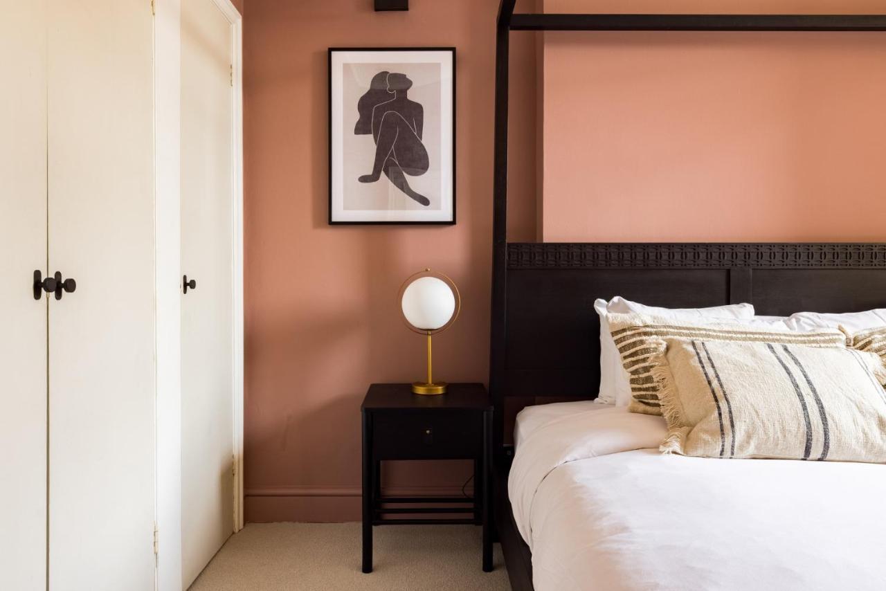 דירות לונדון The Sussex Garden Retreat - Elegant 2Bdr Flat מראה חיצוני תמונה