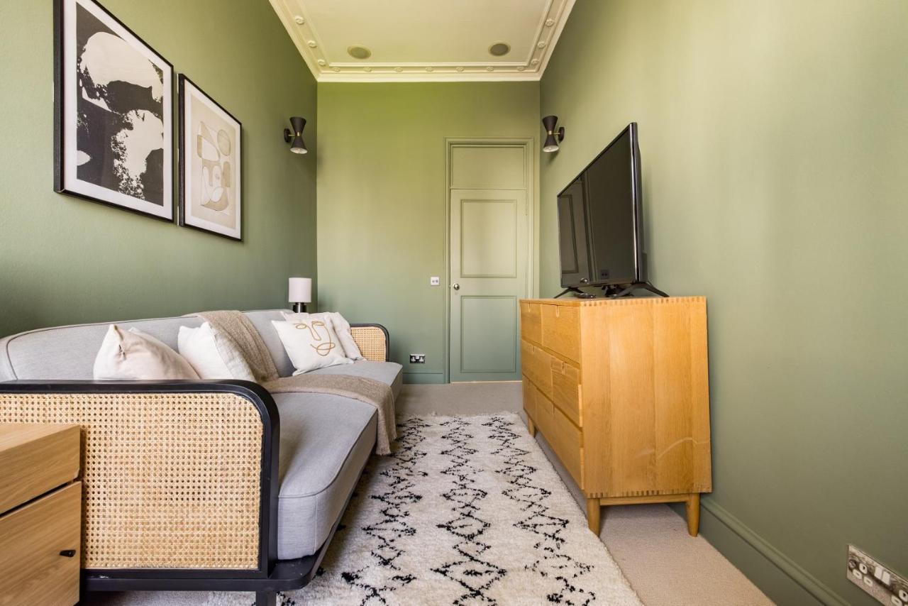 דירות לונדון The Sussex Garden Retreat - Elegant 2Bdr Flat מראה חיצוני תמונה