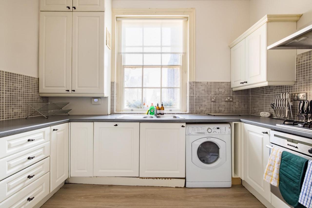 דירות לונדון The Sussex Garden Retreat - Elegant 2Bdr Flat מראה חיצוני תמונה